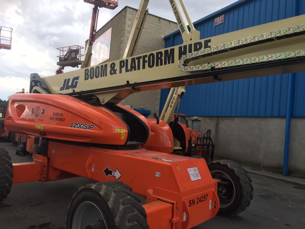 JLG 1200SJG for Sale - With Onboard Generator- Available for hire