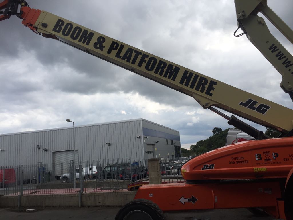 JLG 1200SJP - JLG Ultra Boom - With Onboard Generator- Available for hire