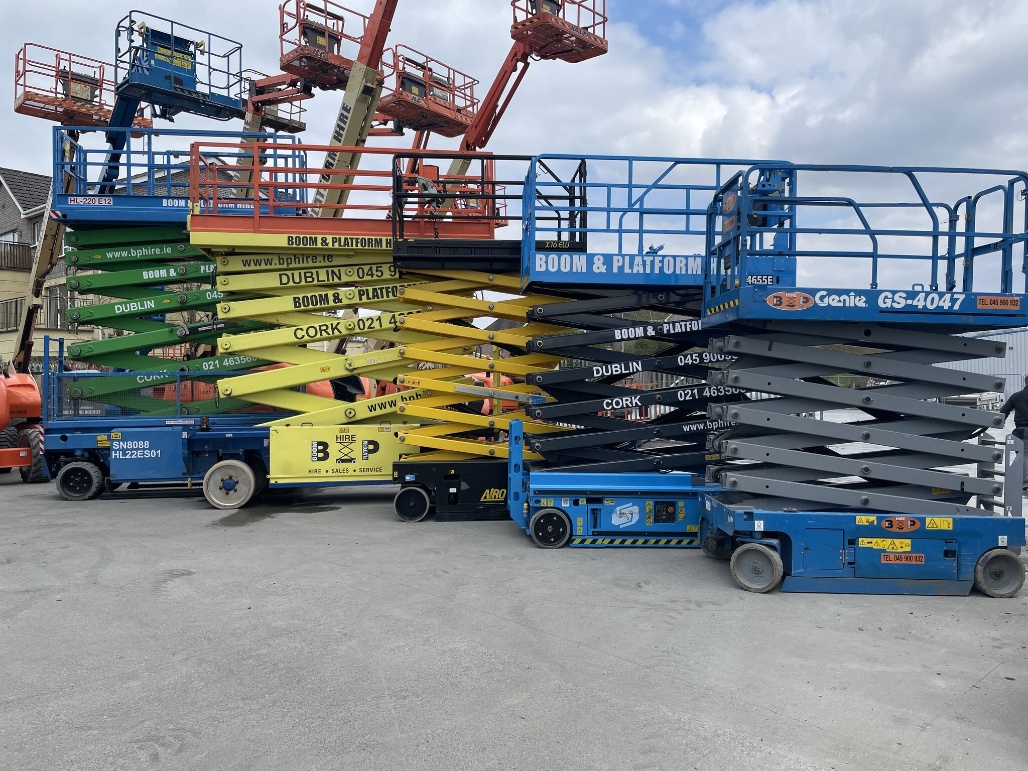 Electric Scissor Lifts from Boom & Platform Ltd.