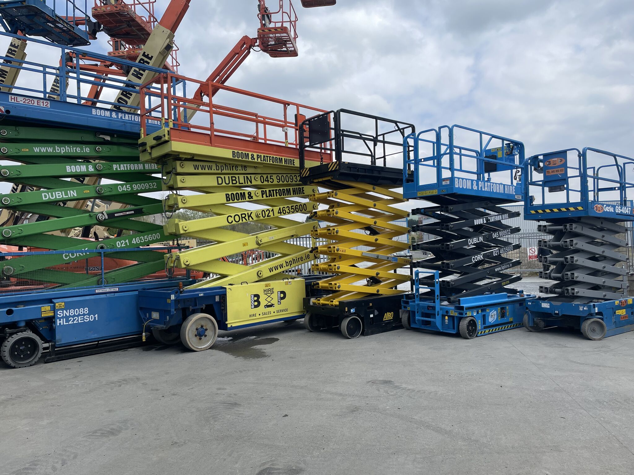 Electric Scissor Lifts