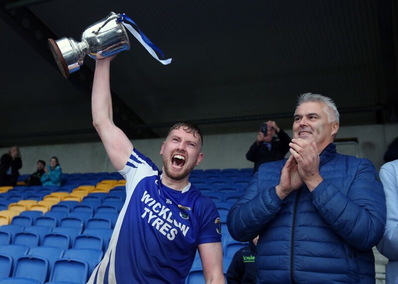 Boom & Platform Hire's Feargal Donoghue presents the Miley Cup to St Patrick's Tommy Kelly